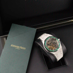 6 Ways To Style Your Audemars Piguet Royal Oak